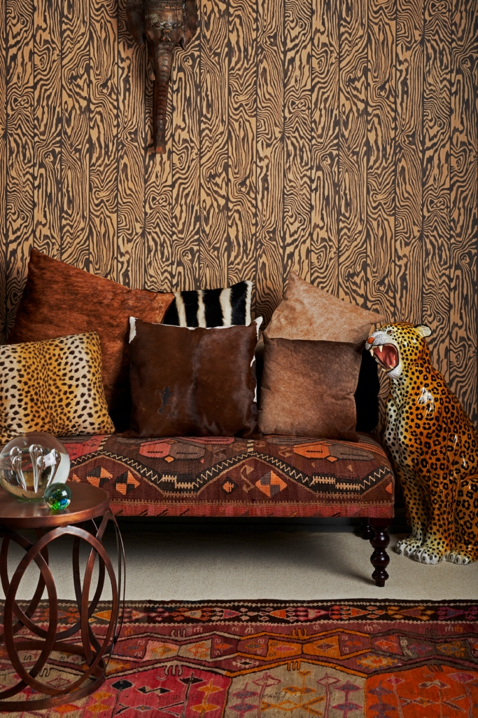 Cole & Son Curio