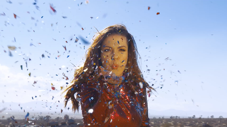 Gina's World - Behind the scenes