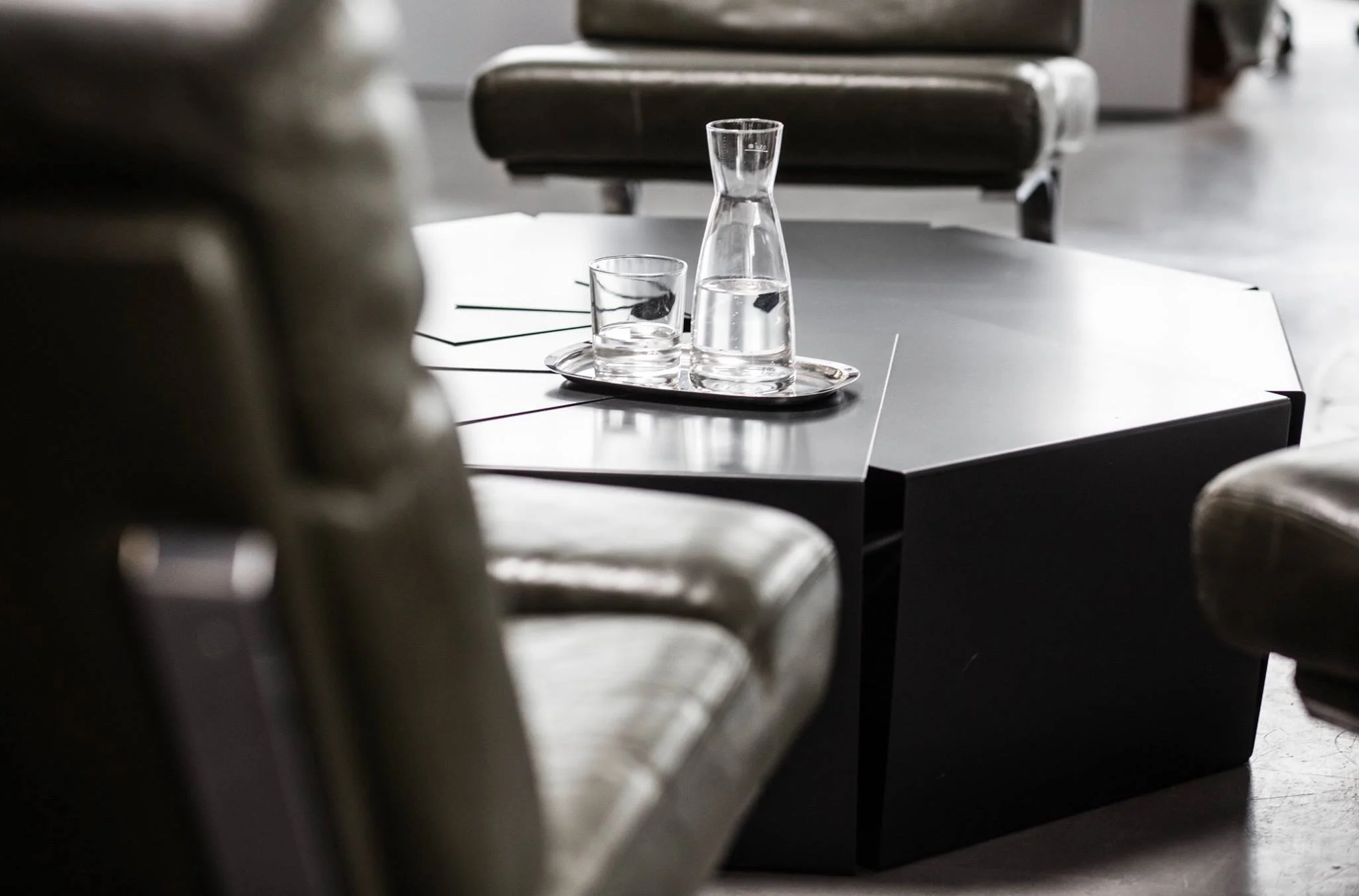 OCTAGON COFFEETABLE