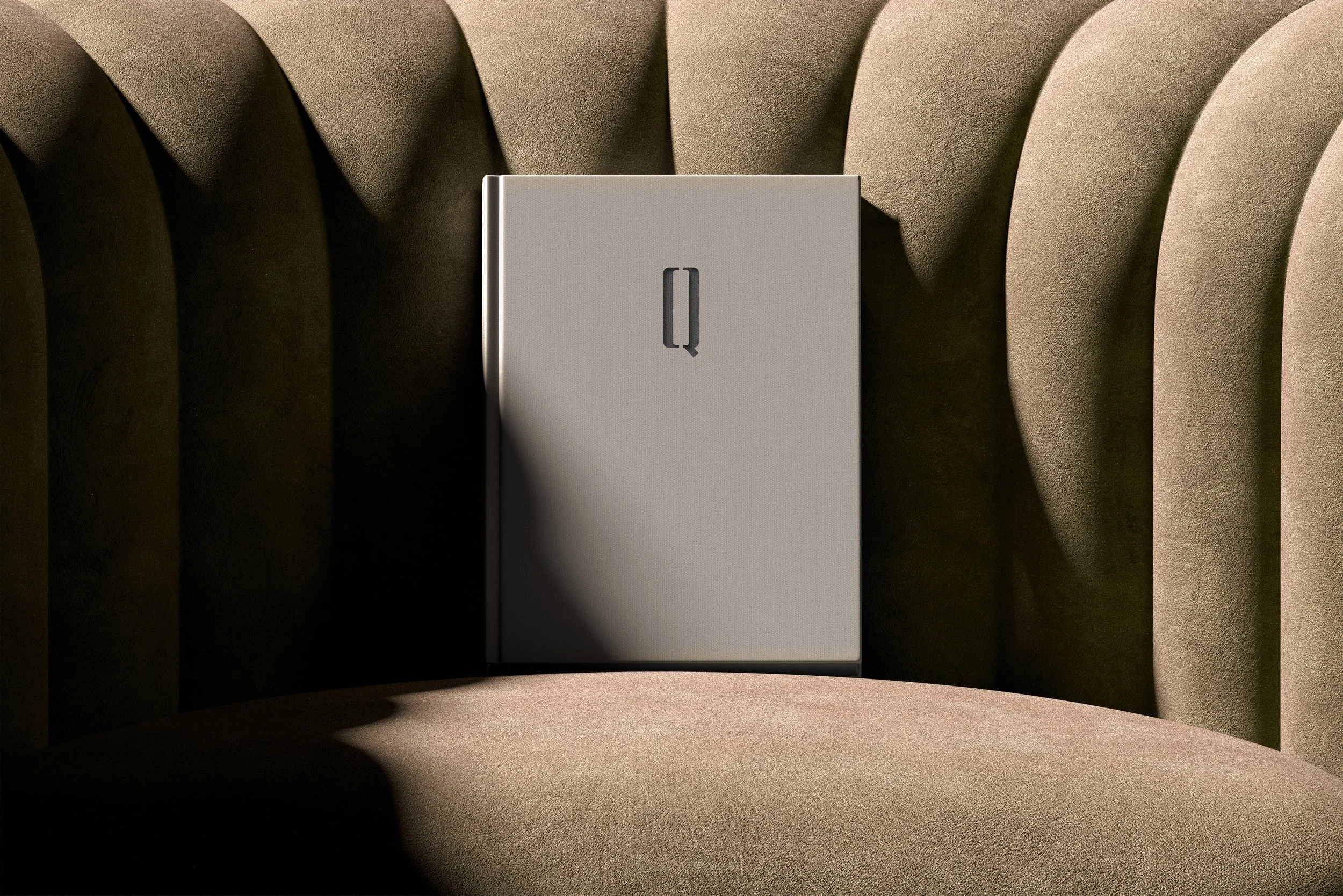 mamoworks-quartier-tegernsee-branding-folder-front.jpg