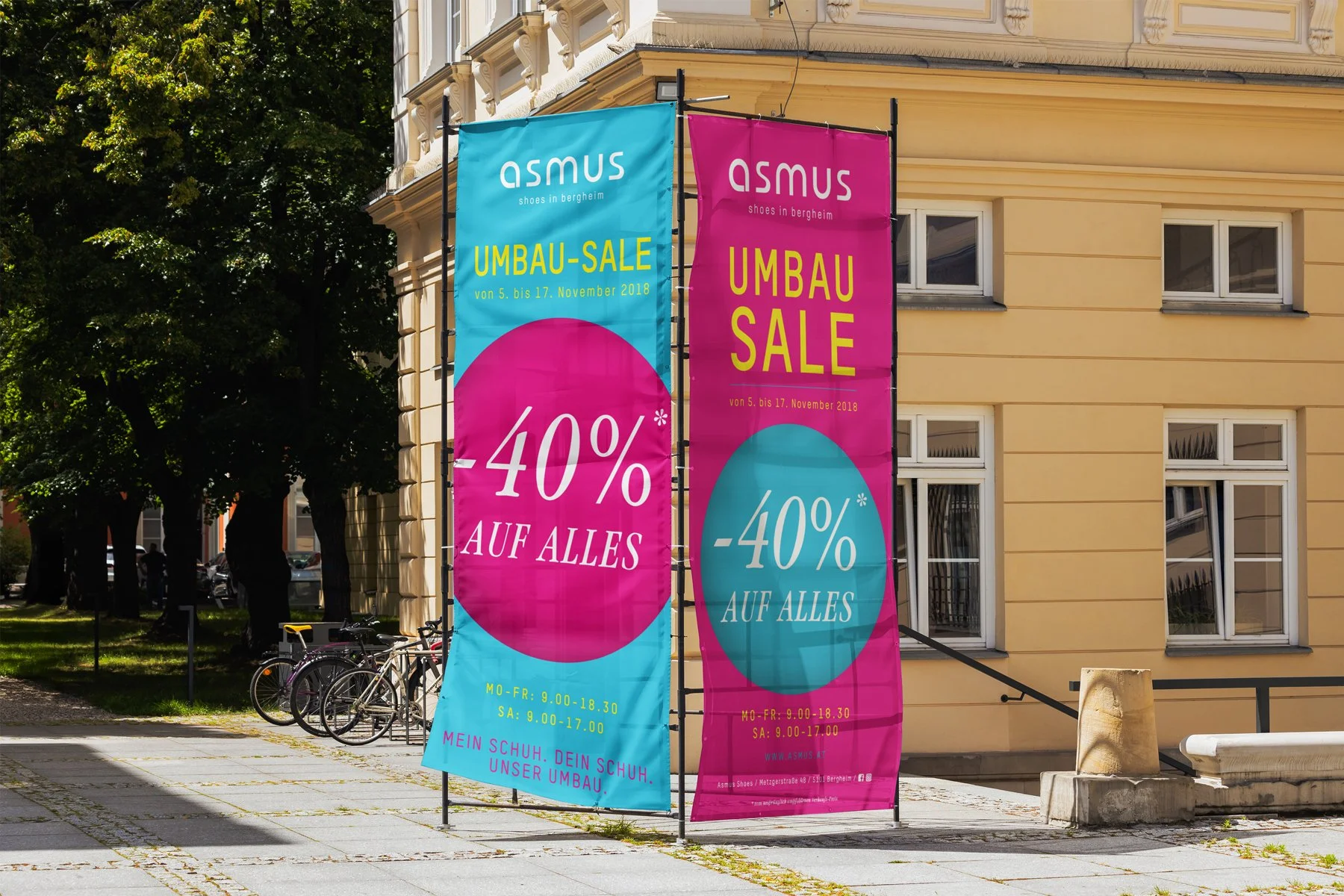 Banners_On_Metal_Construction_Mockup.jpg