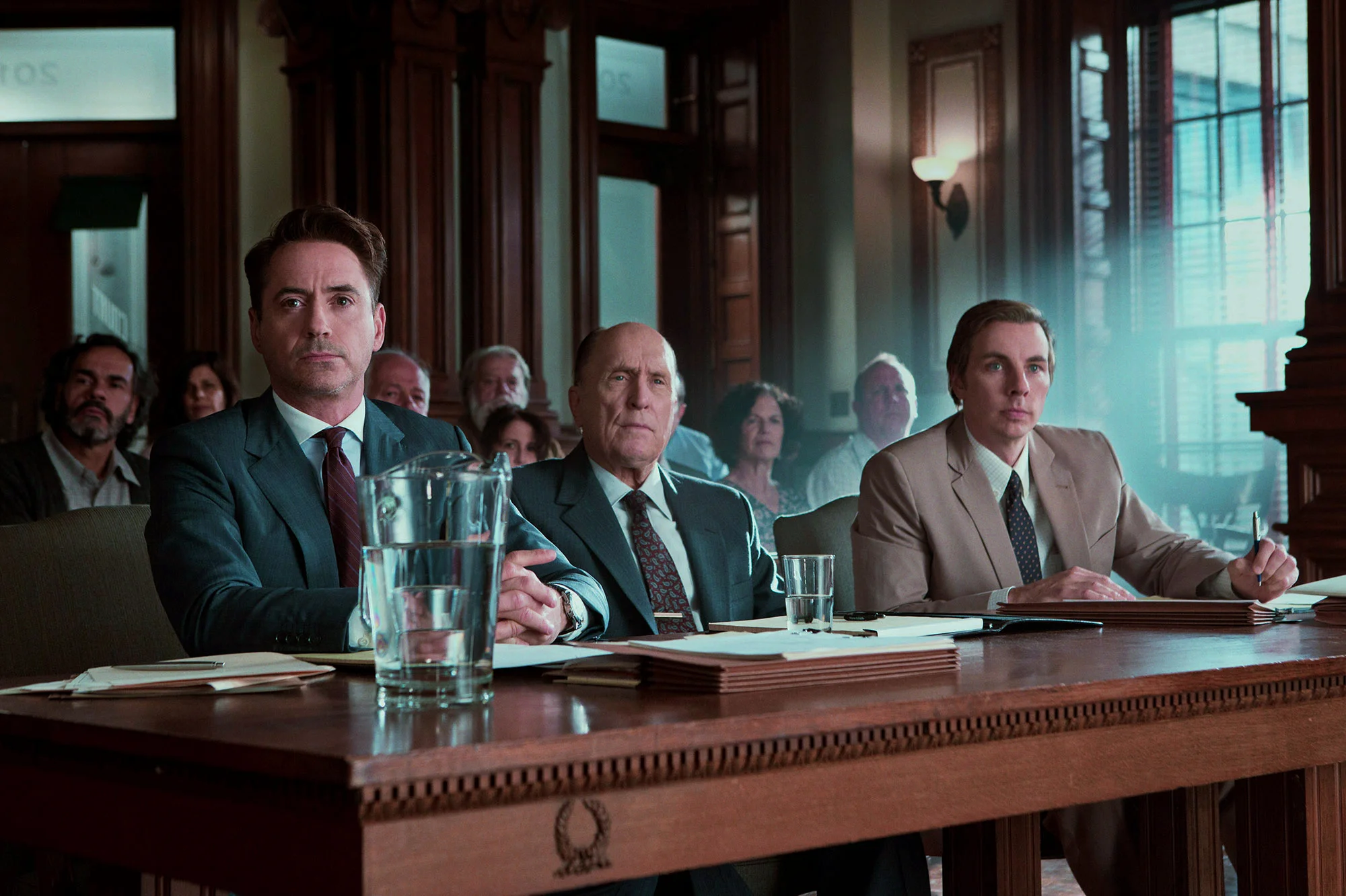 "The Judge" courtroom set, screen shot