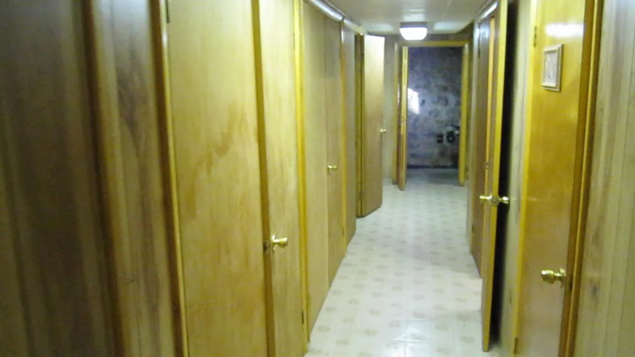 IMG_basement_9.JPG
