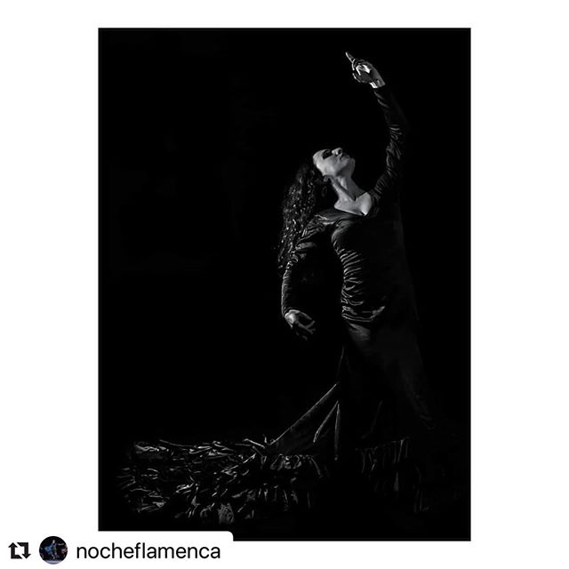 #Repost @nocheflamenca ・・・
Part two of our powerful shoot with @marinaelana. 
#marinaelana #soledadbarrio #nocheflamenca #entretuyyo #nycdance #sfdance #flamenco #ole #blackandwhite #danceportrait #frozen #power