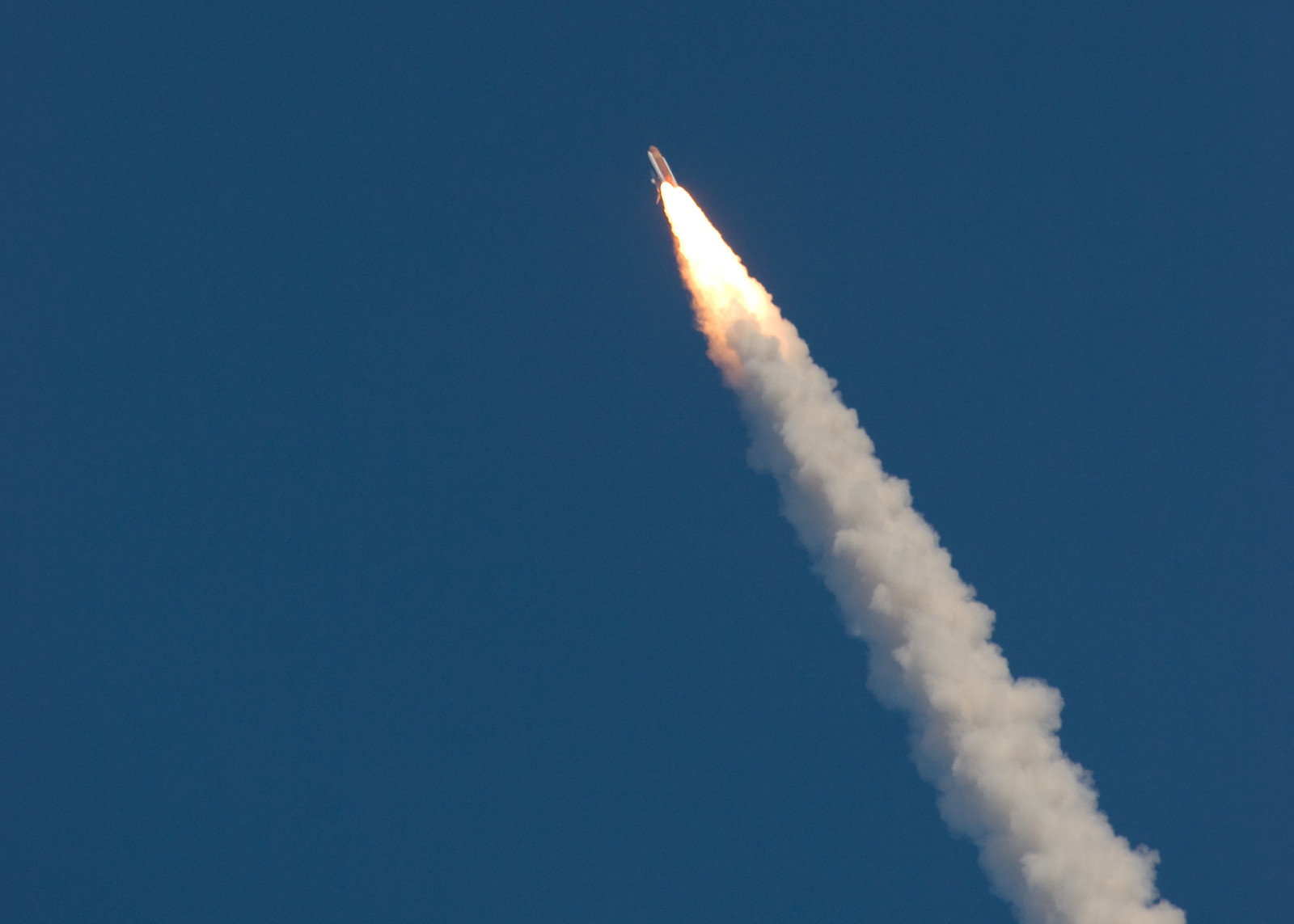 STS-132: Space Shuttle Atlantis launch on May 14, 2010 2:20pm EST