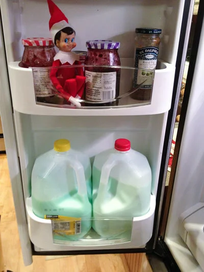 121212-felix-turned-the-milk-green-web.jpg