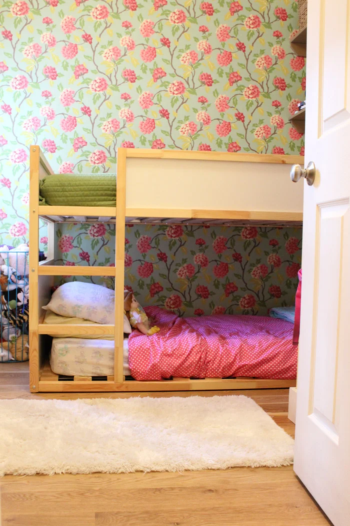 the teeniest room