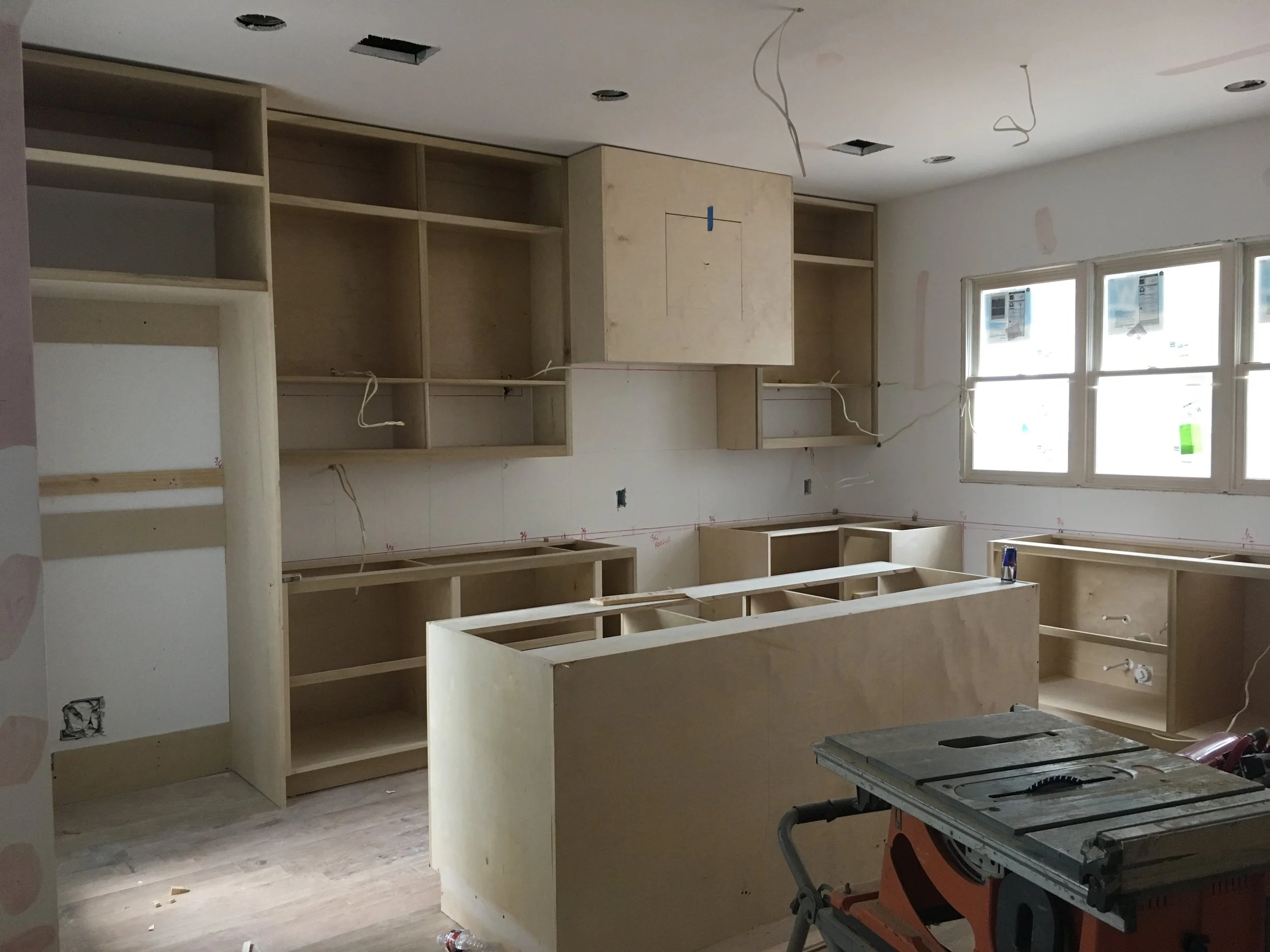 kitchen cabinet planning, round 2 (modern southern bungalow week 23)