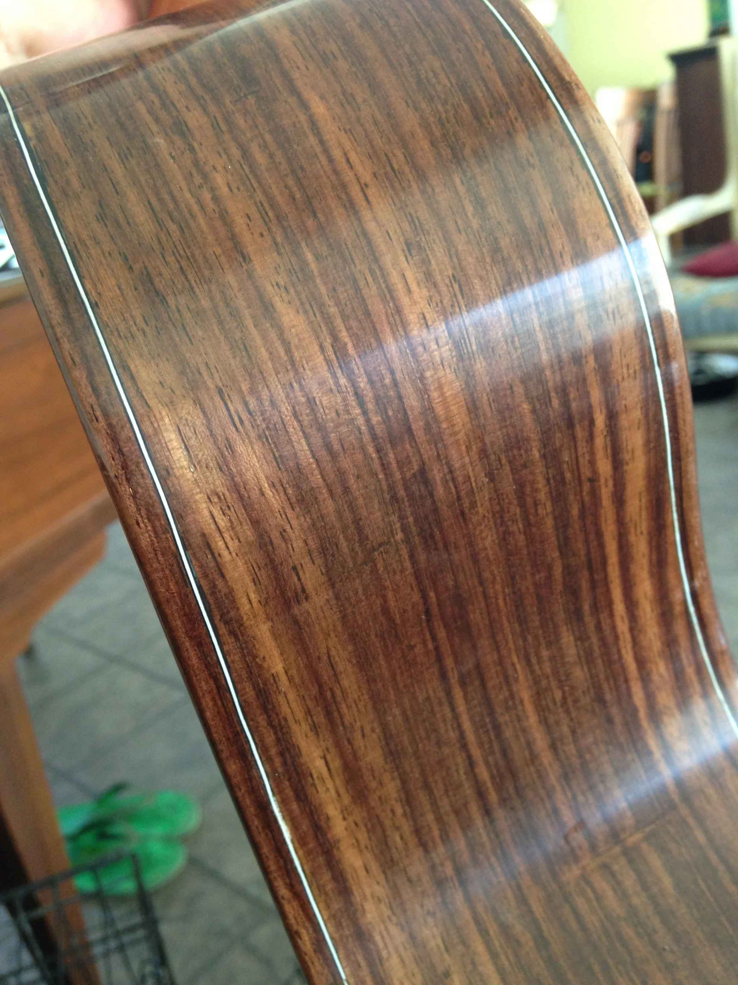 Indian rosewood sides detail
