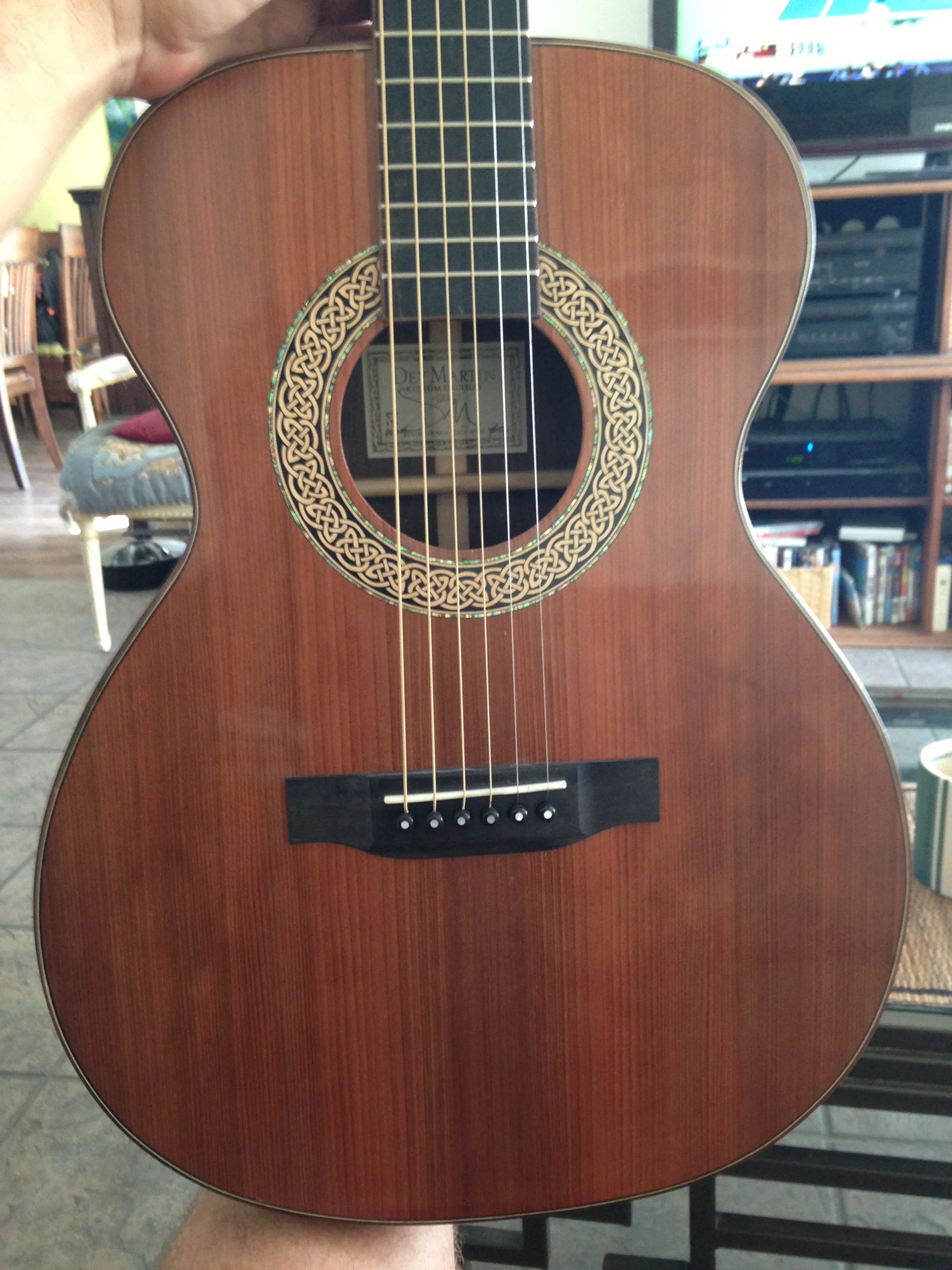 00-DM Guitar