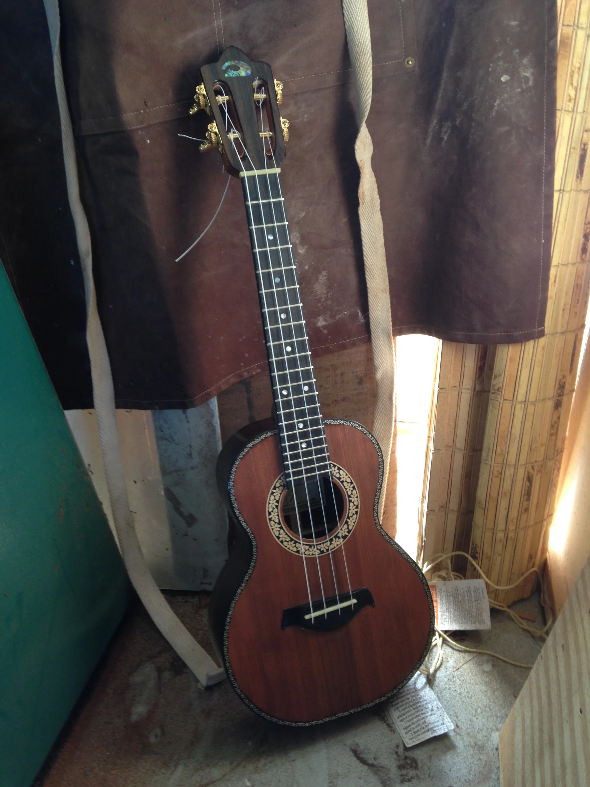 Custom Ukuleles by Dey Martin - Tenor 