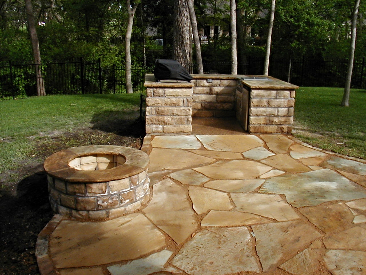 Buff Firepit BBQ Combo.