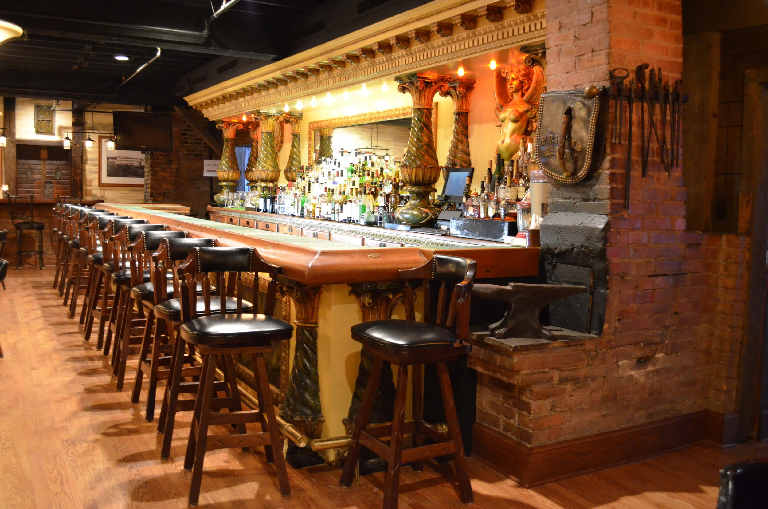 Rooms Photo Gallery & Video — The Anvil Club