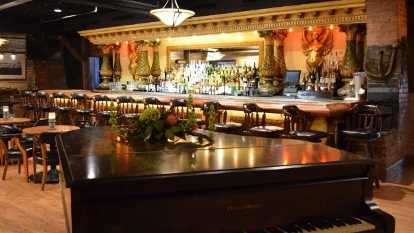 Main Bar_.jpg
