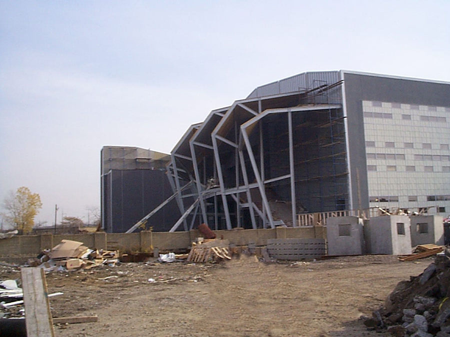 230_s2.jpg