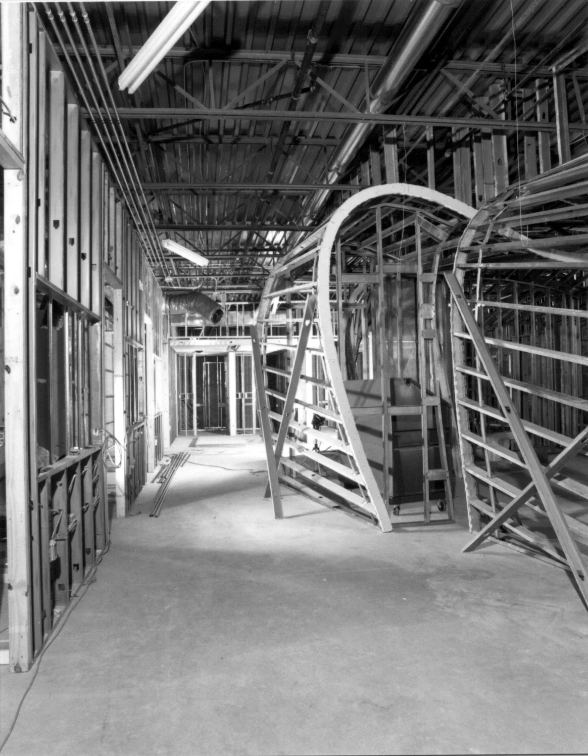 const_09.jpg