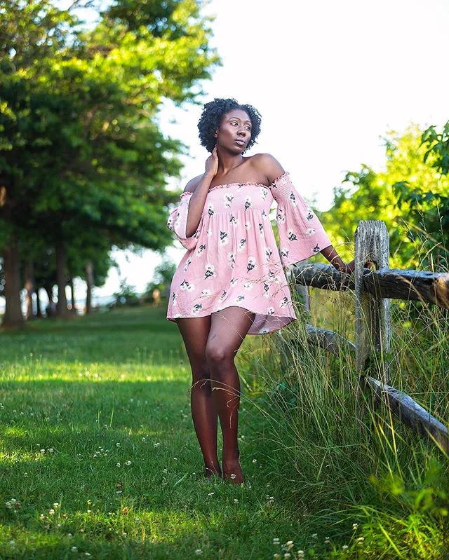 Melanin In The Meadow
Photographer: @kmarablephoto 
Model: @chaseedaw 
Light: Natural .
.
.
.
#portraitgames #bravogreatphoto #wonderearthportrait #gramkilla #portraitcentral #top_portraits #portraitlove #discoverportrait #theportraitpr0ject #pursuit