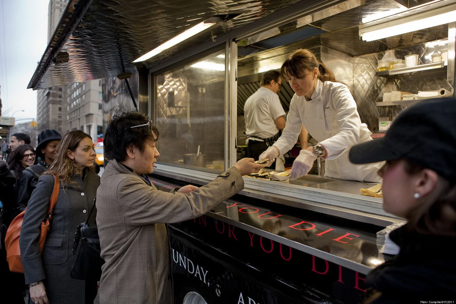 o-FOOD-TRUCKS-facebook.jpg