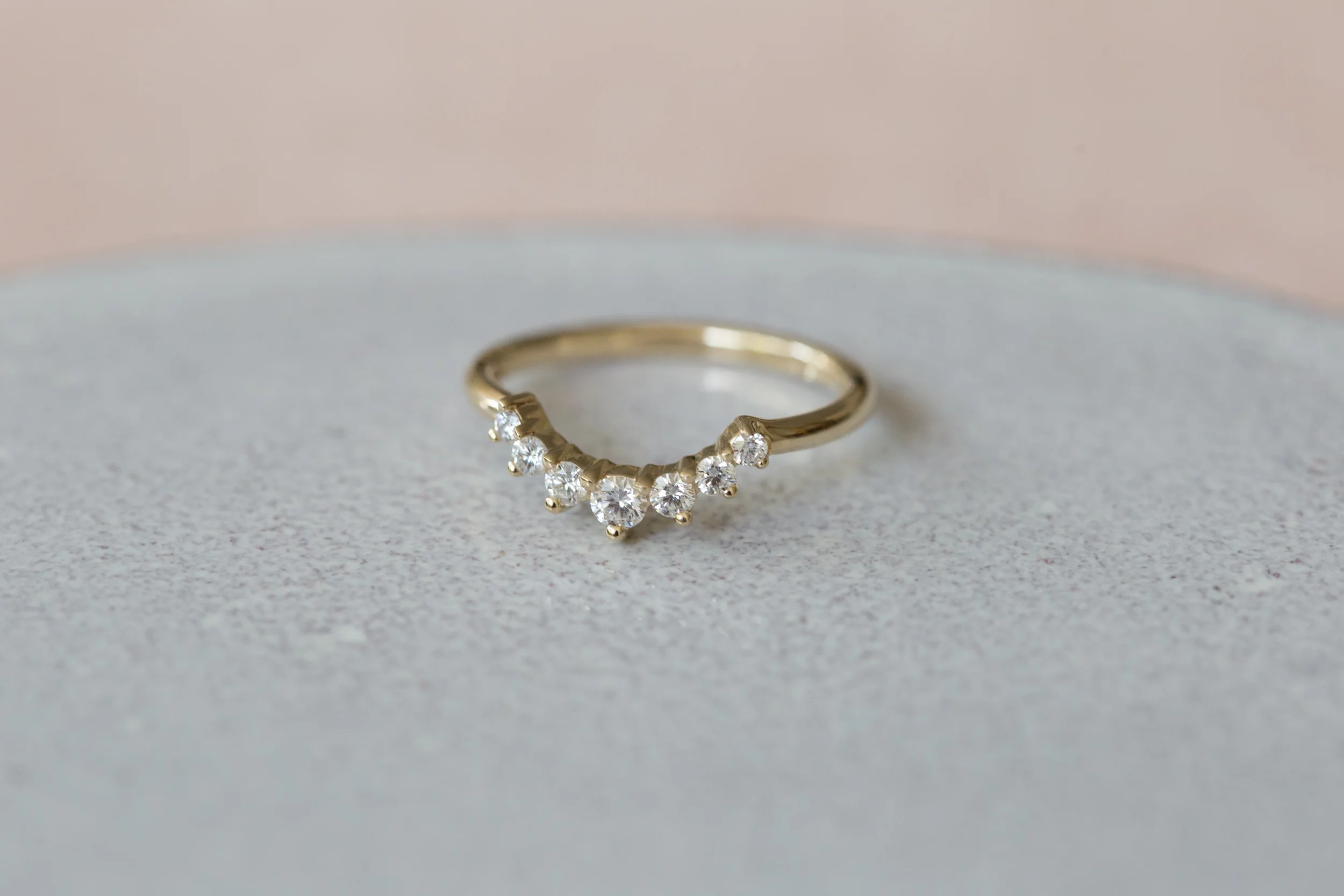 Graduated Diamond Curve Band-2.jpg