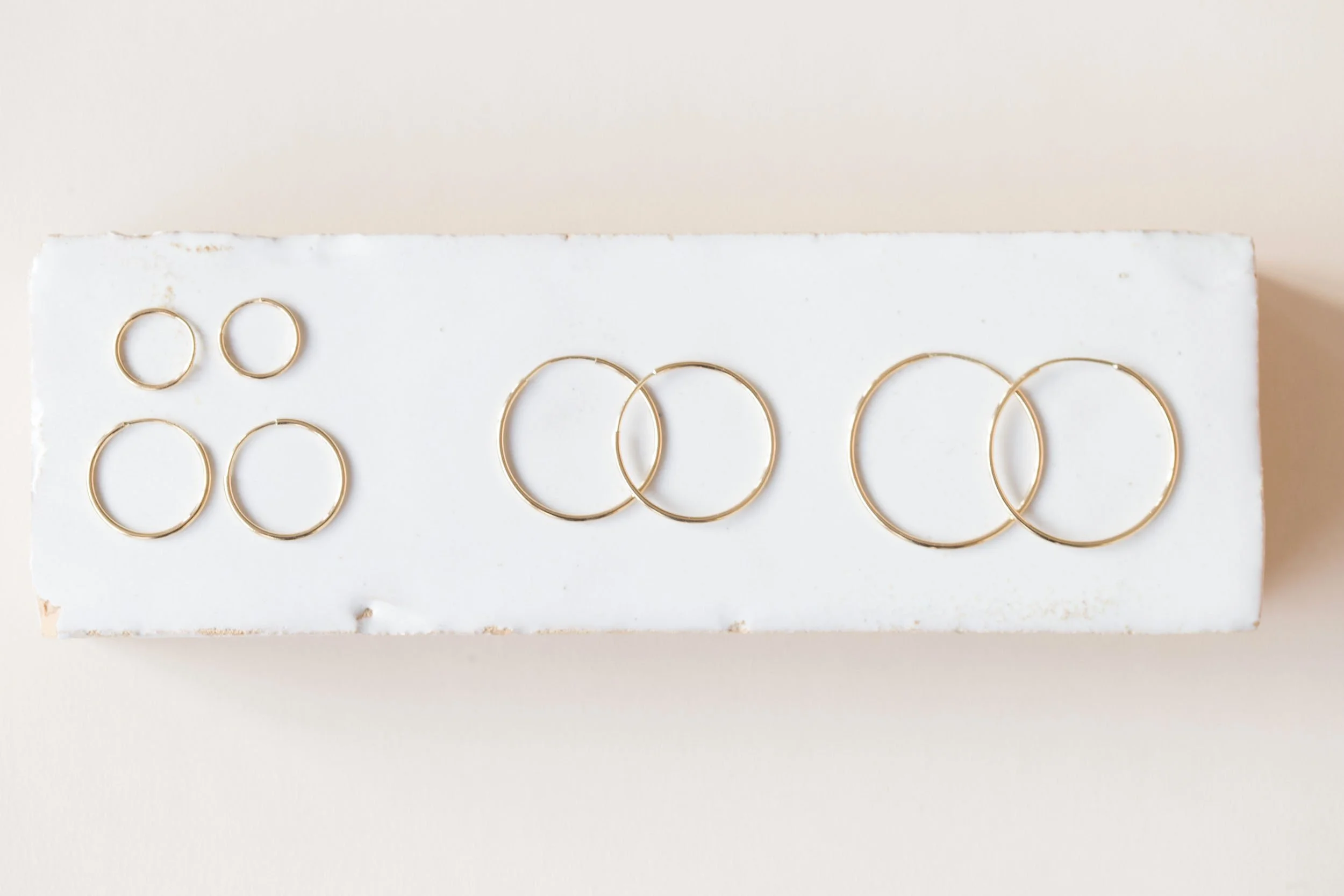 Lauren Gold Endless Hoop main image 1