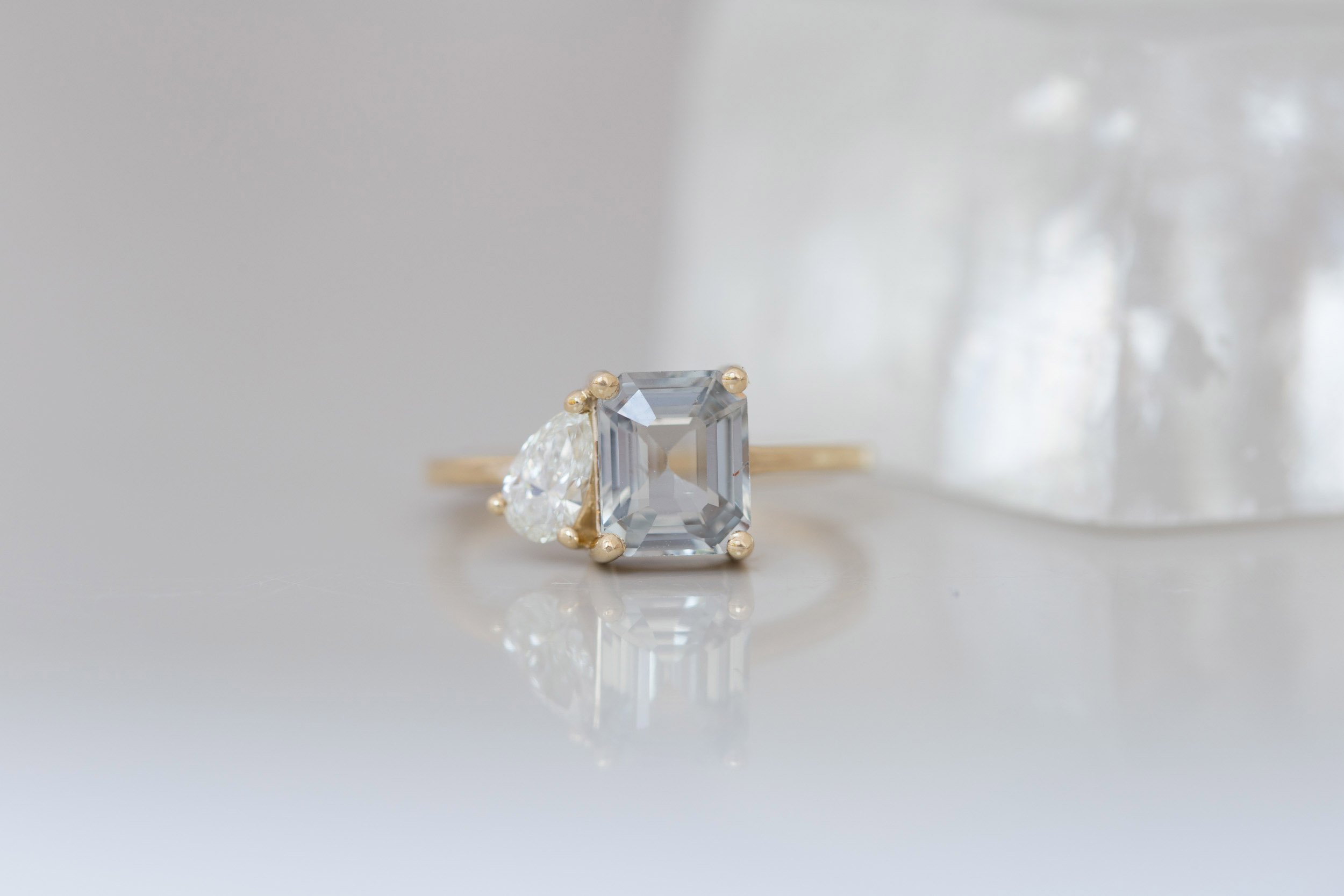 Auto Bestuurbaar kosten Liana Ring | Grey Sapphire + Pear Diamond Engagement Ring | 14k Recycled  Gold | One of a Kind — Mineralogy