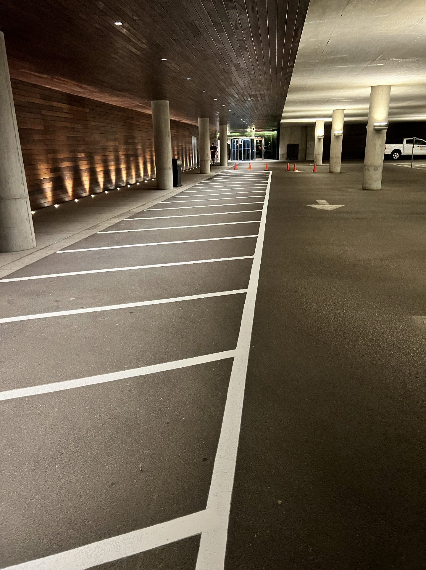 maximum-kleaning-parking-lot-striping-1.png