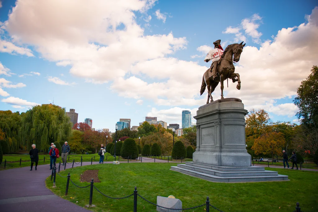 George Washington statue in The Boston Garden sporting a Red Sox jersey. 