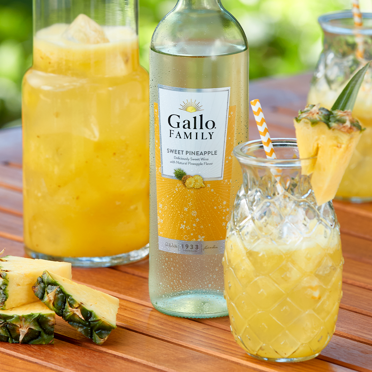 5062799_EJG_Pineapple_Cocktail.png