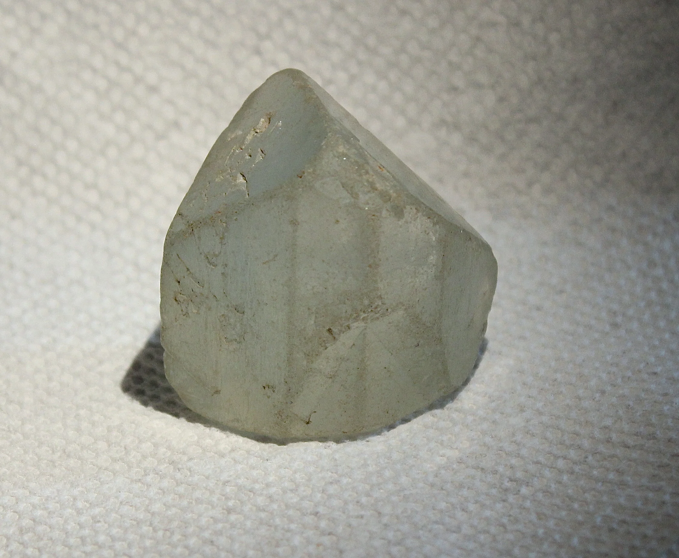Topaz (3.7 cm tall) from Jos, Nigeria