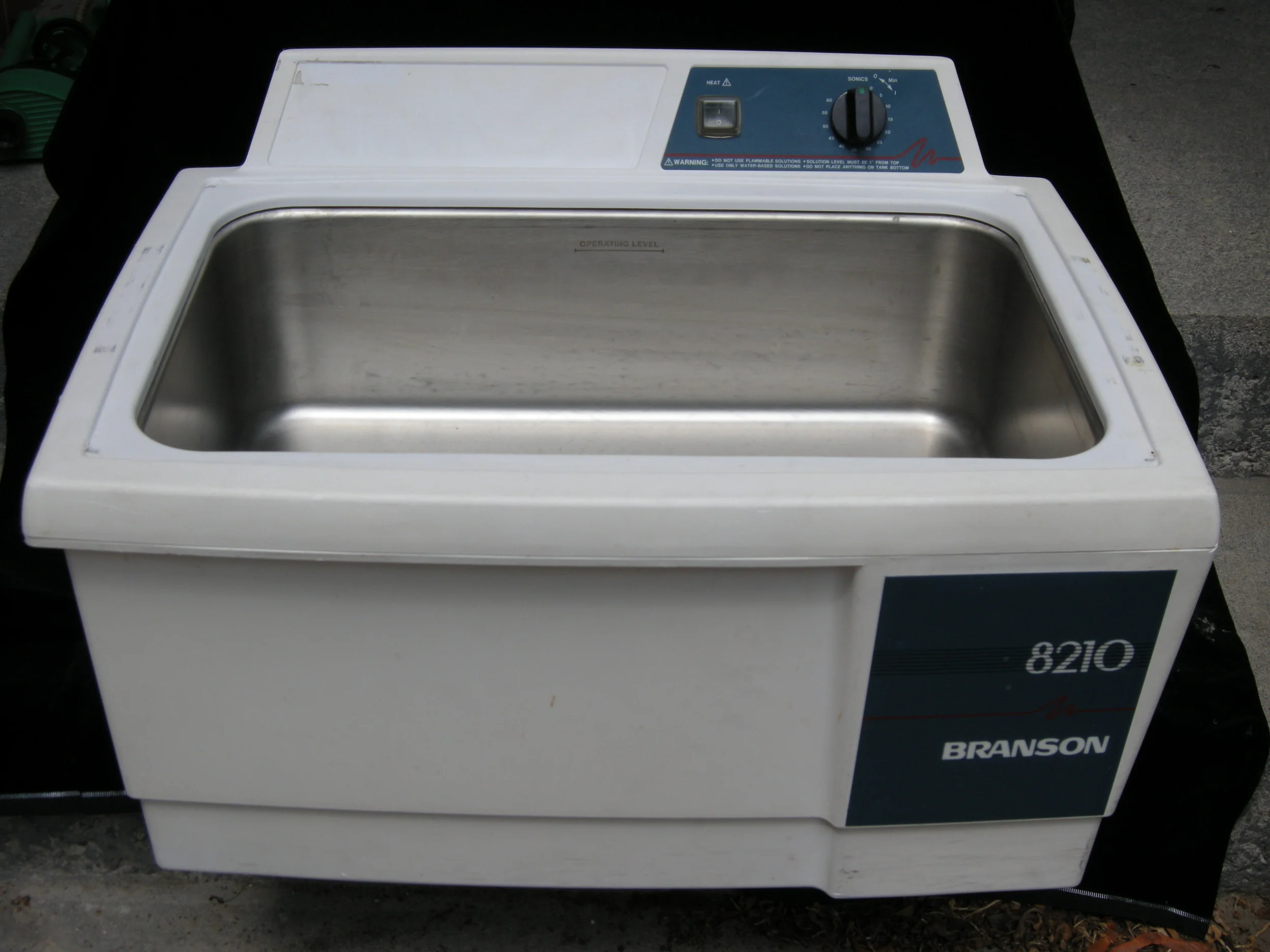 ultrasonic cleaner