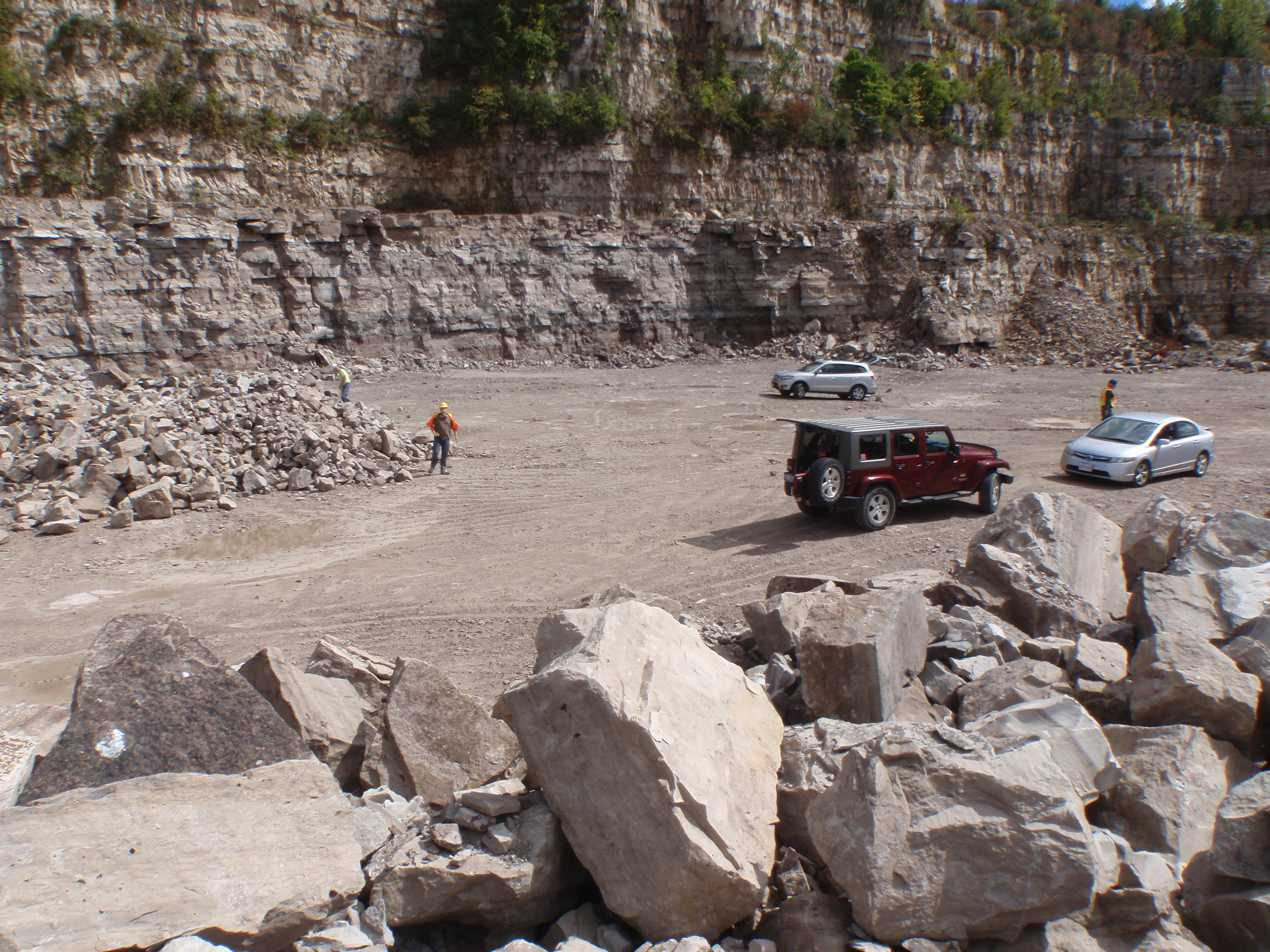 Look at all those boulders - where's my hammer ?