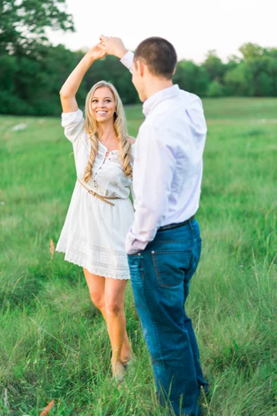 Blake & Mark_Rustic White069.jpg