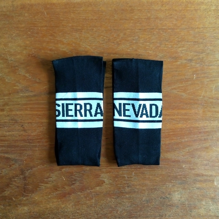 plain black cycling socks 6"