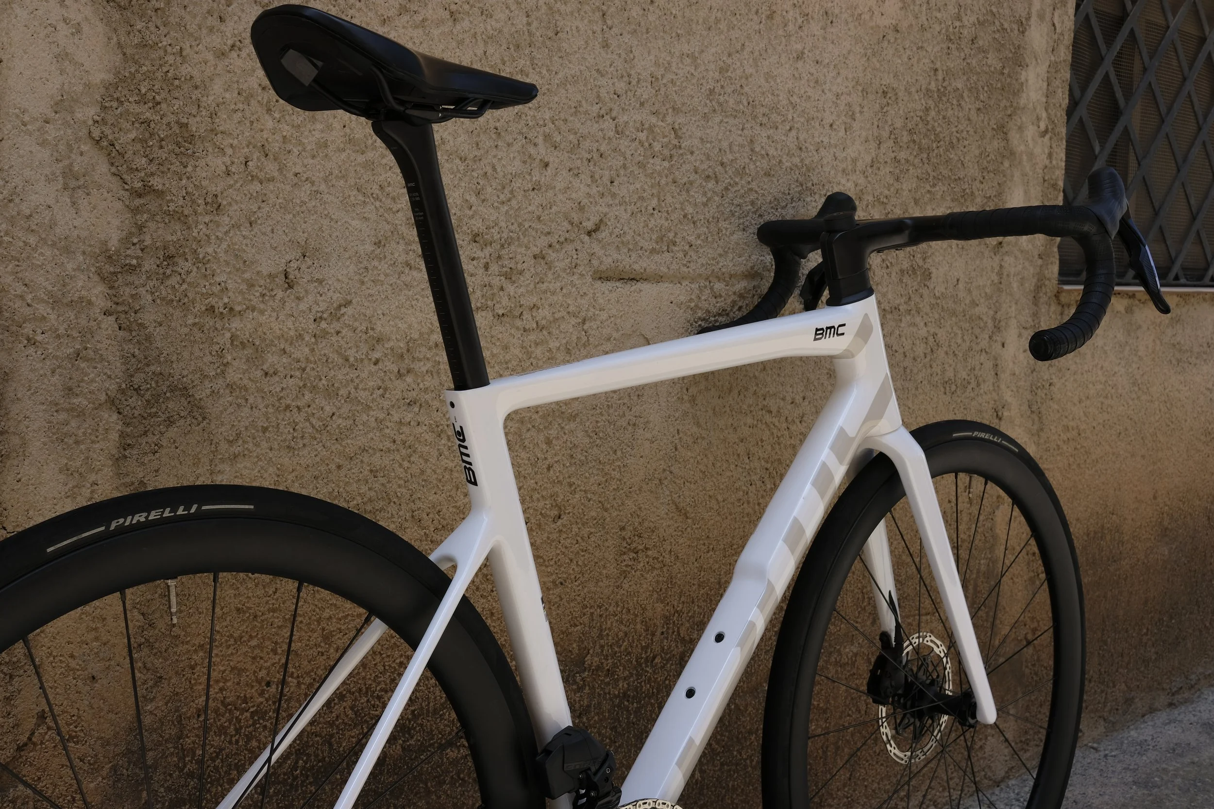 2026_BMC_Teammachine_SLR01_Three_54cm_22.jpeg