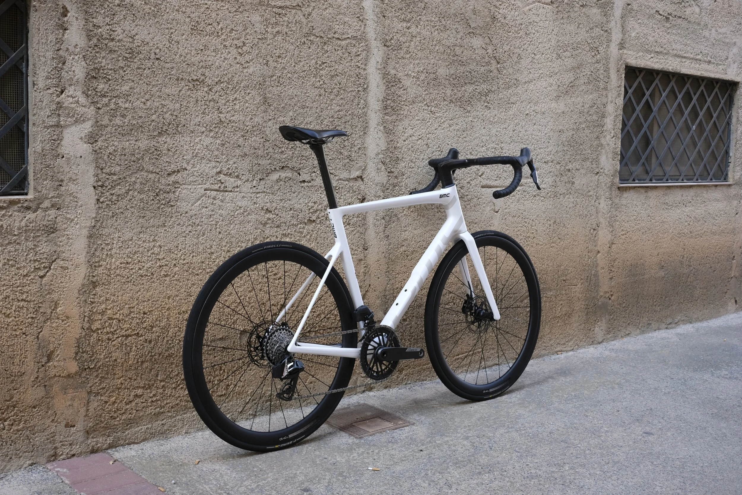 BMC_Teammachine_SLR01_Three_2026_9500.jpeg