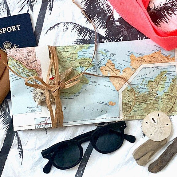 Whether you're gearing up to drive across counties or fly over oceans for Spring Break, the freshly updated Gift Guide to Travel has lots of ideas for making it all a bit more comfortable, fun and pretty [which totally counts]. Link in bio for the go