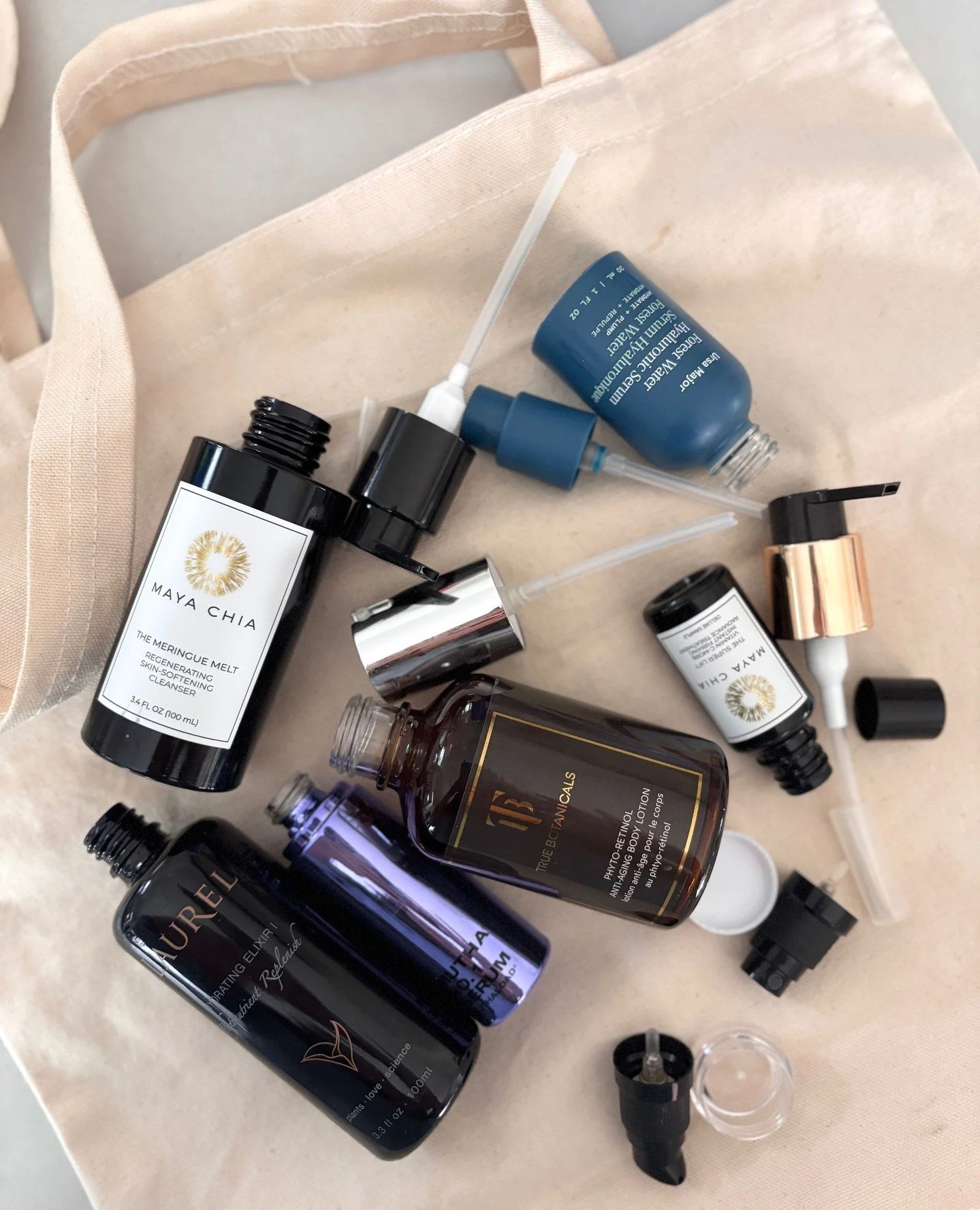 Today is the perfect day to deliver your empties to the @pact_collective recycling bin to keep them out of the landfill. You can drop them at most @sephora or @ultabeauty locations and you can even earn rewards points when you return them to @credobe