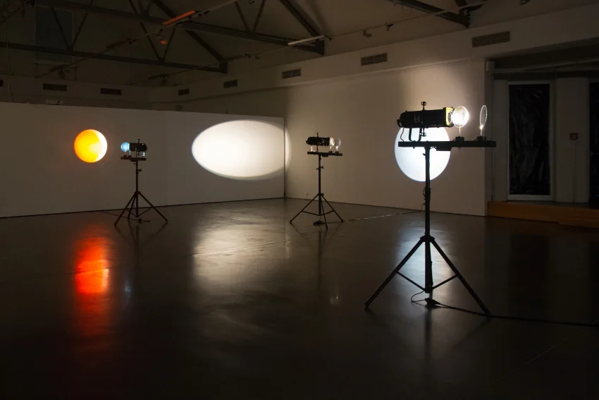 mgleave_eclipse machine_planetary motions_2016-1_web.JPG