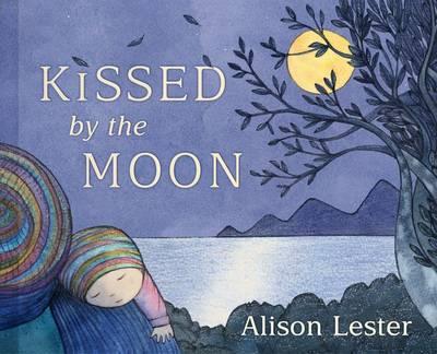 kissed by the moon 400x324.jpg