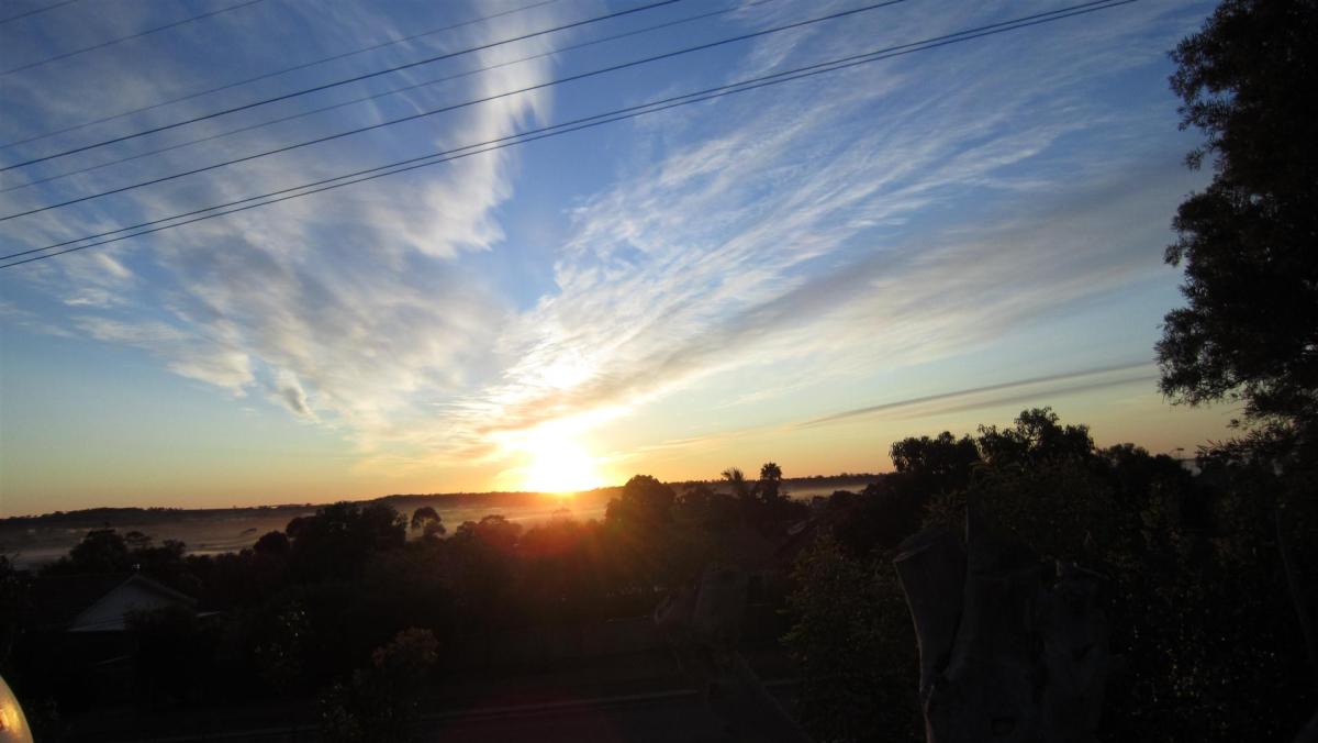 pretty sunset narrogin aug 2011.jpg