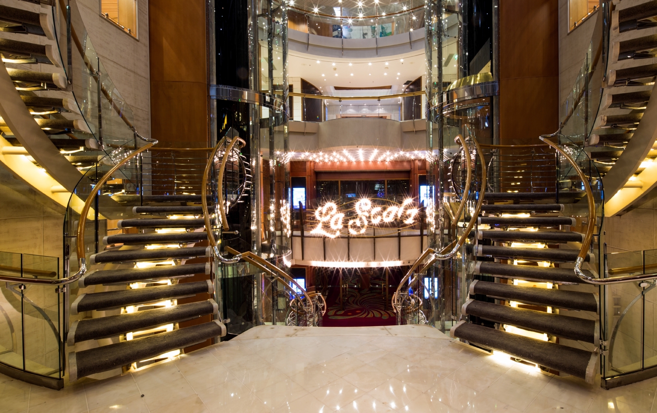 RCI_VY_LaScala_Entrance.jpg