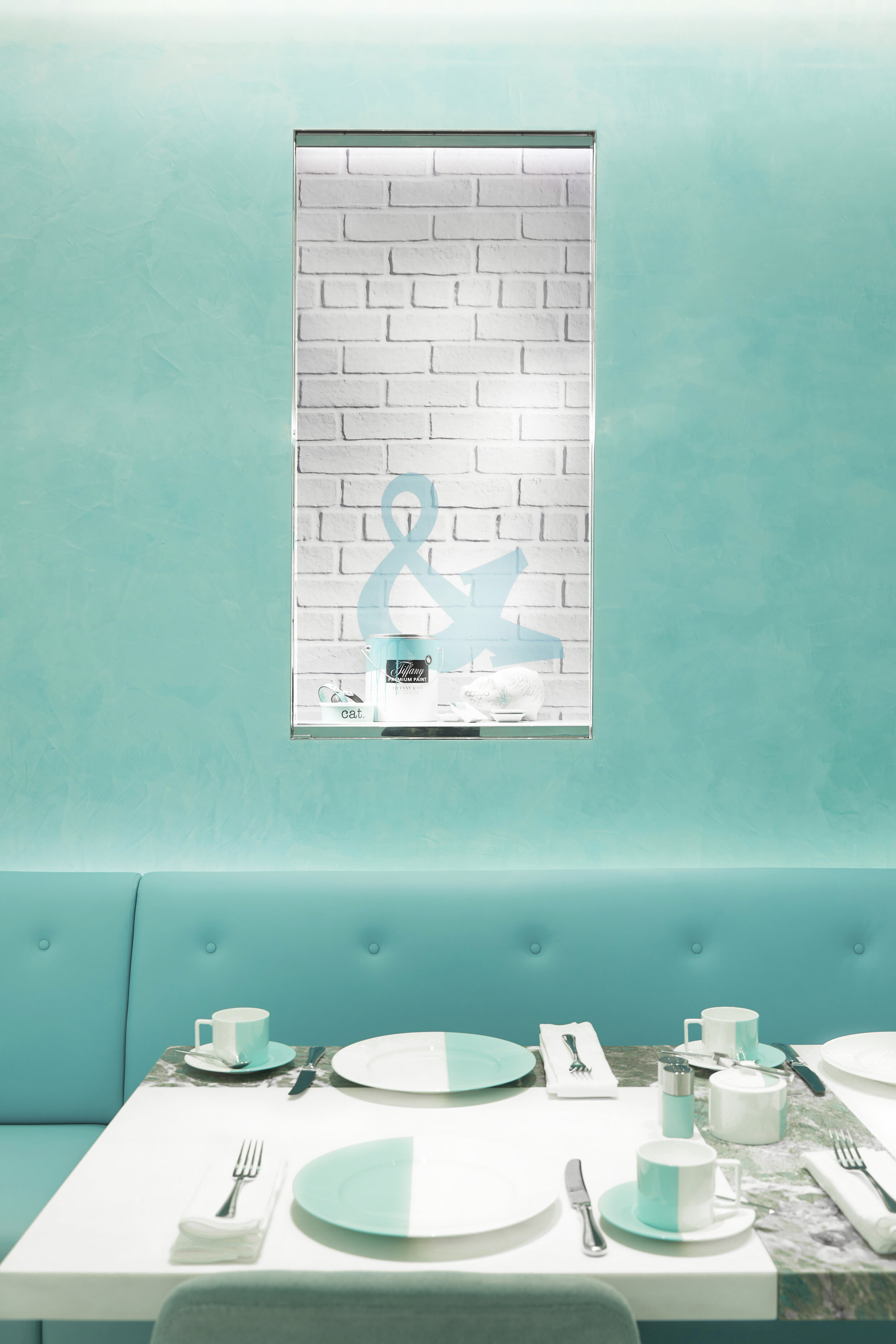 The Tiffany Blue Box Cafe in HK_04B.jpg