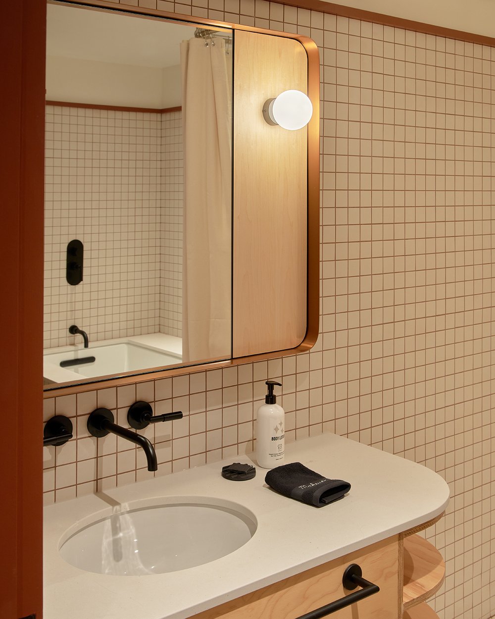 Ace Hotel Toronto — Large Bathroom 1 — William Jess Laird — July 2022.jpg