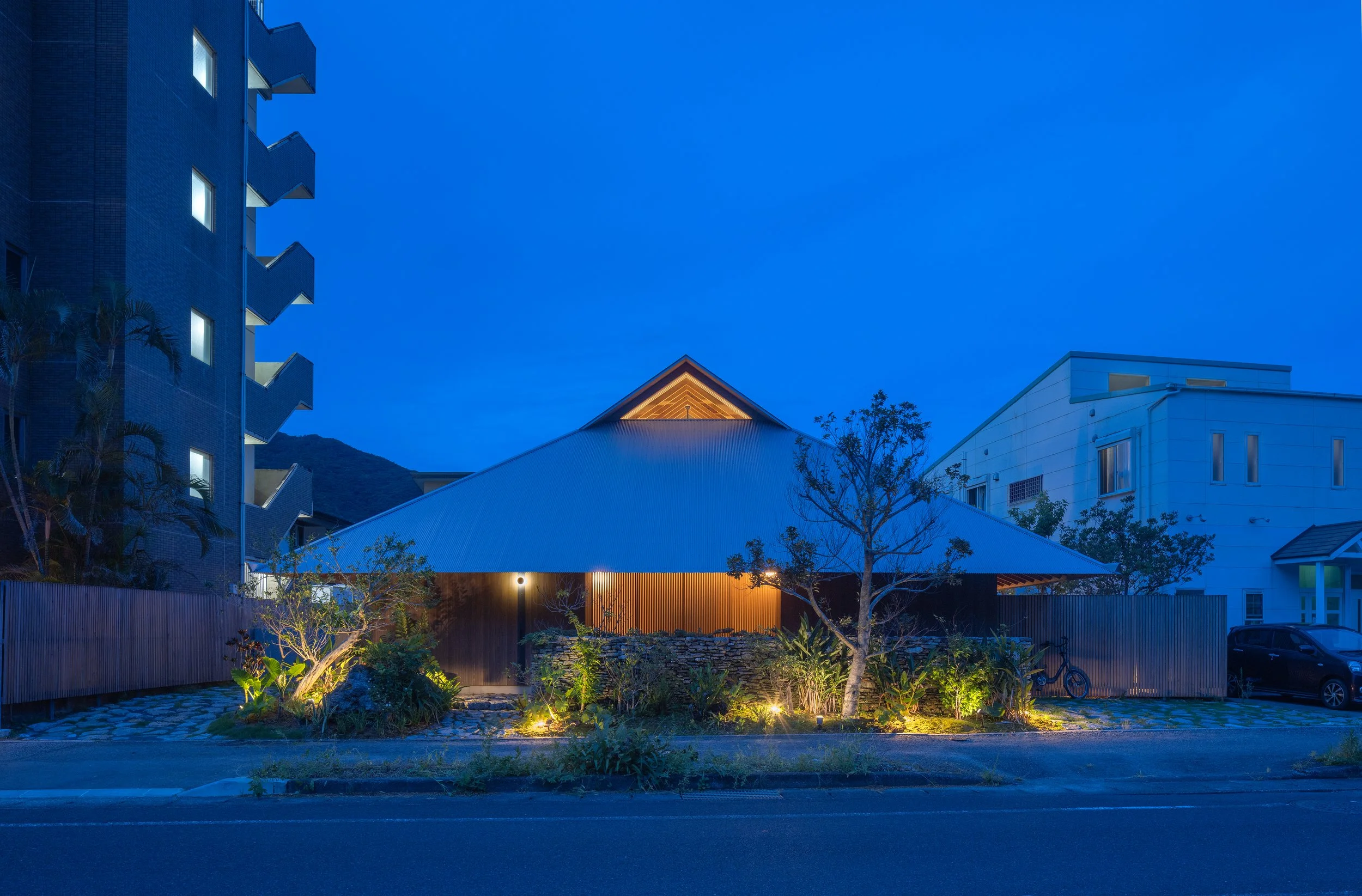 16_night view front facade.jpg