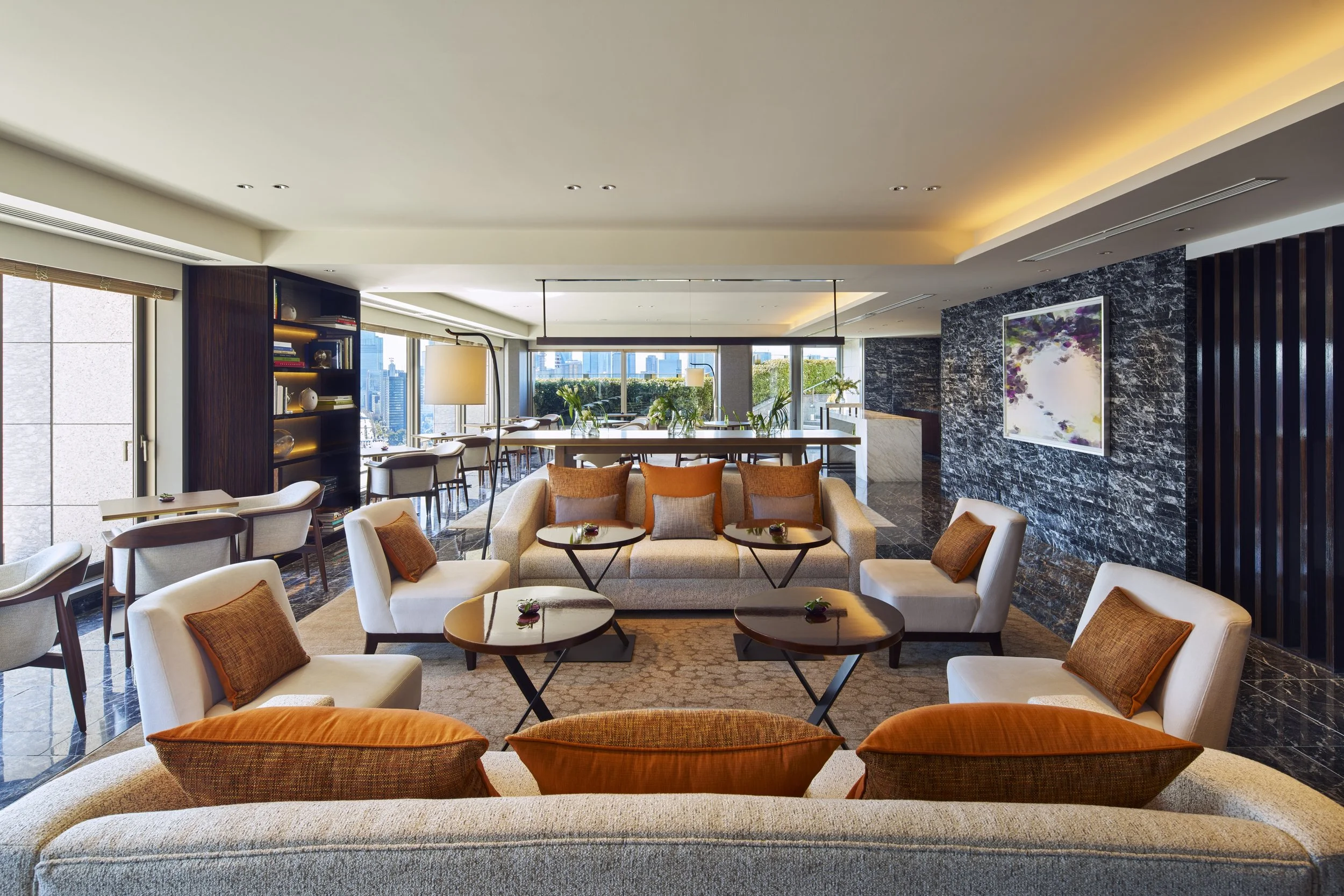 Palace Hotel Tokyo - Club Lounge.jpg