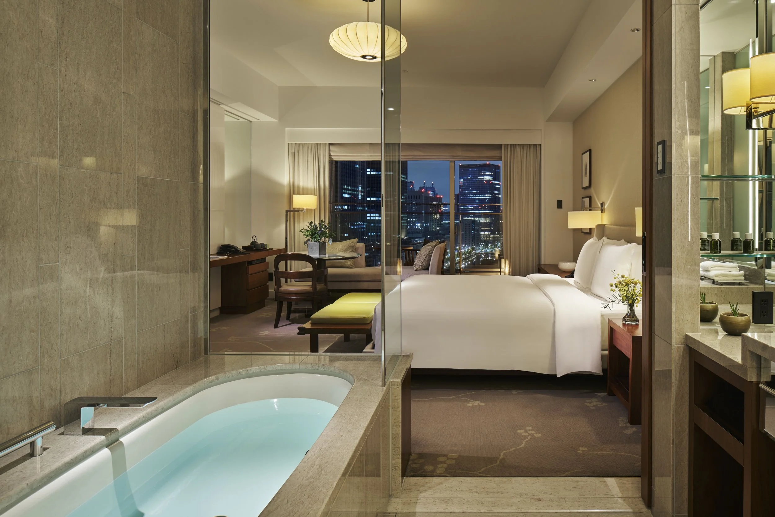 Palace Hotel Tokyo - Deluxe King with Balcony Room.jpg