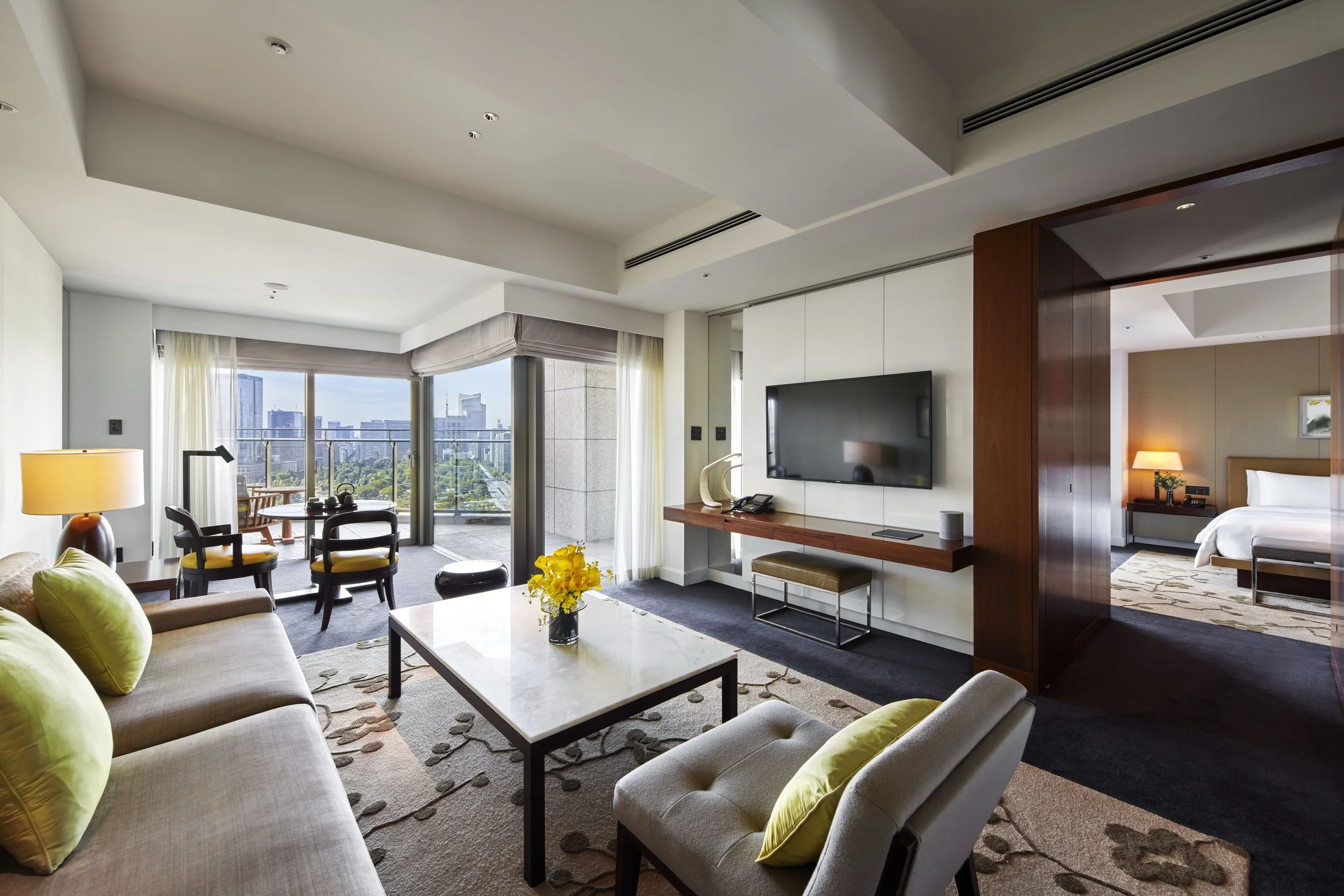 Palace Hotel Tokyo - Executive Suite.jpg