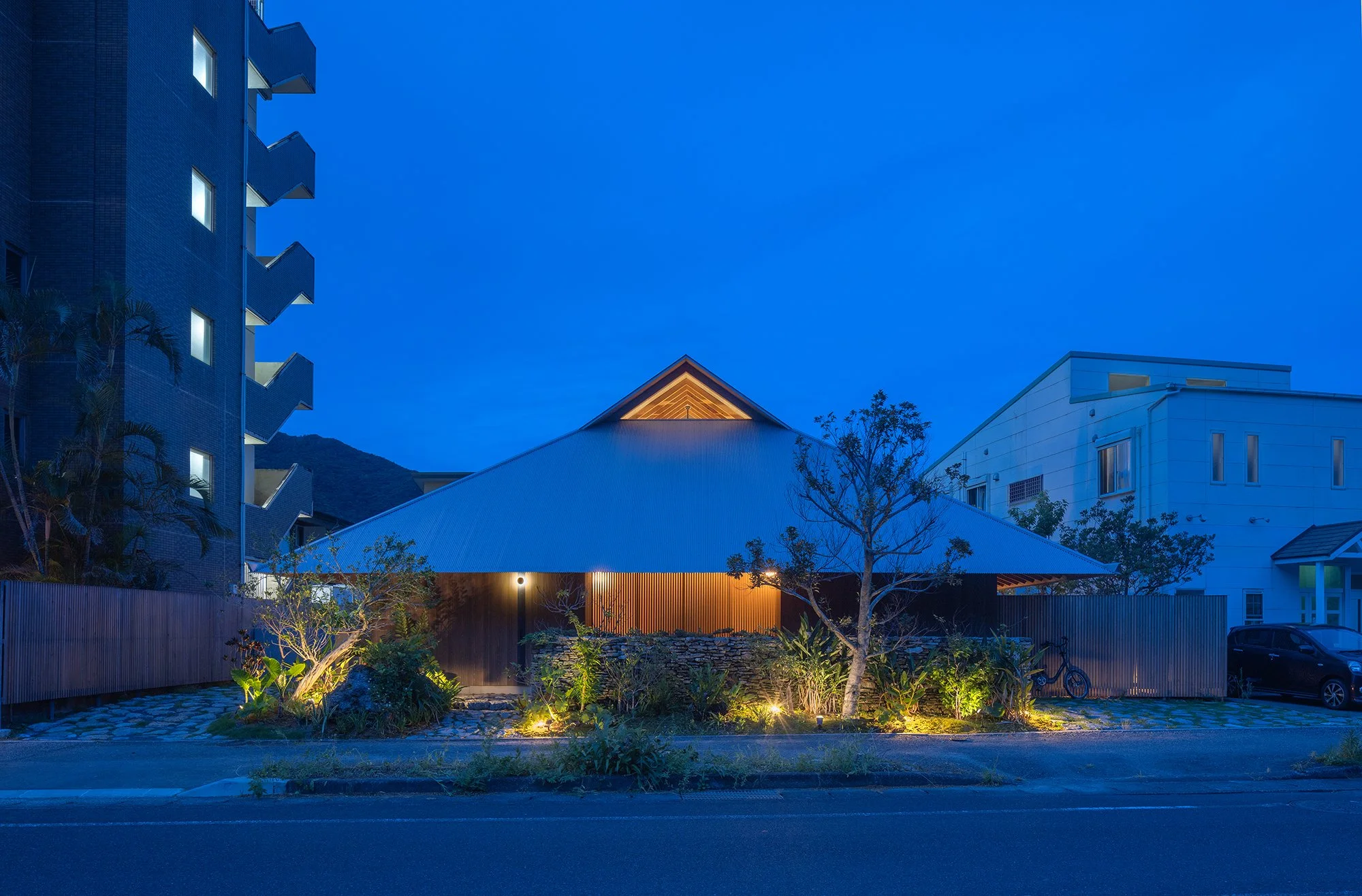 16_night view front facade.jpg