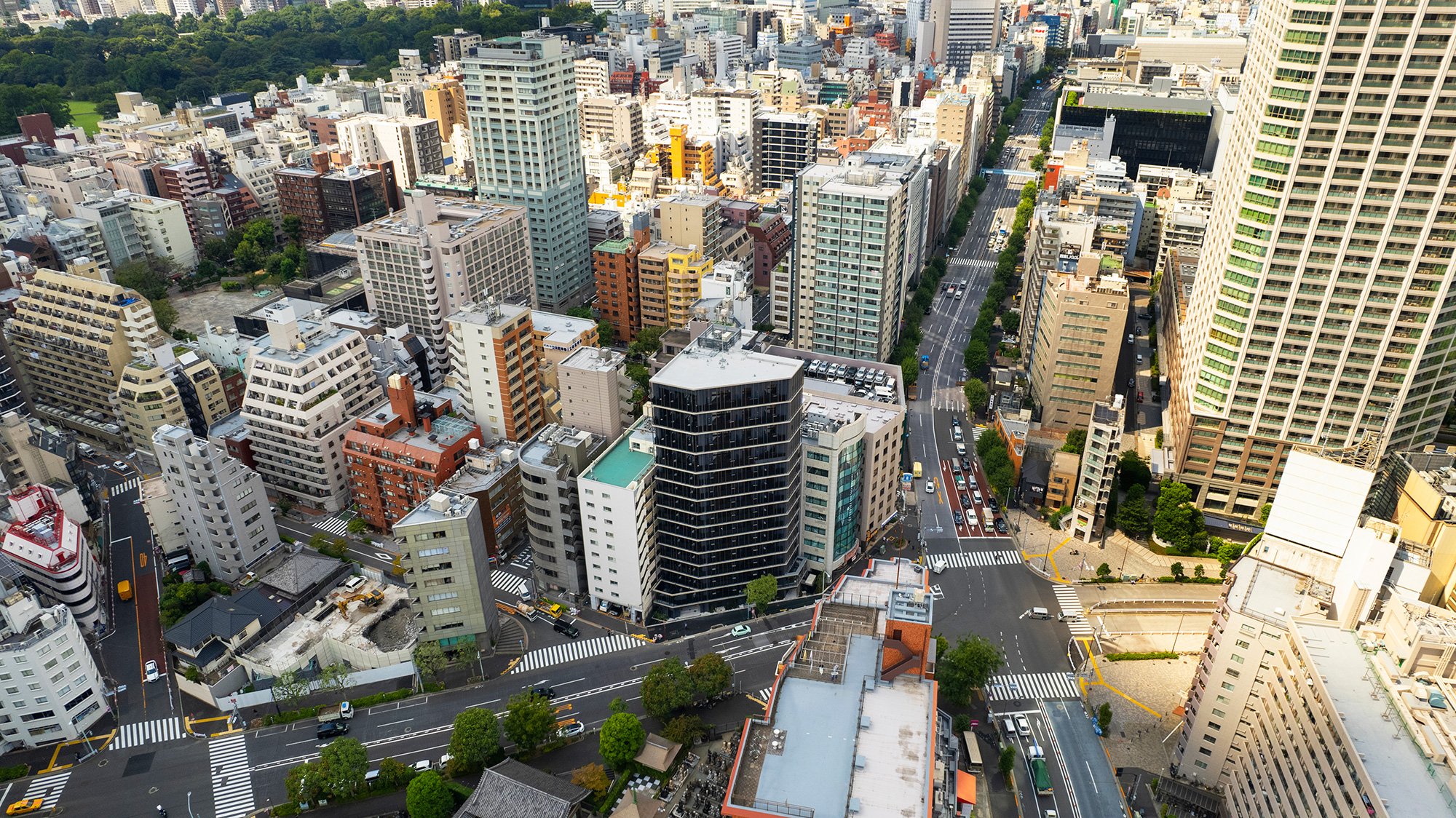 SHINJUKU GYOEMMAE RESIDENCE (ZOOM SHINJUKU GYOEMMAE) designed by KEY OPERATION INC. / ARCHITECTS