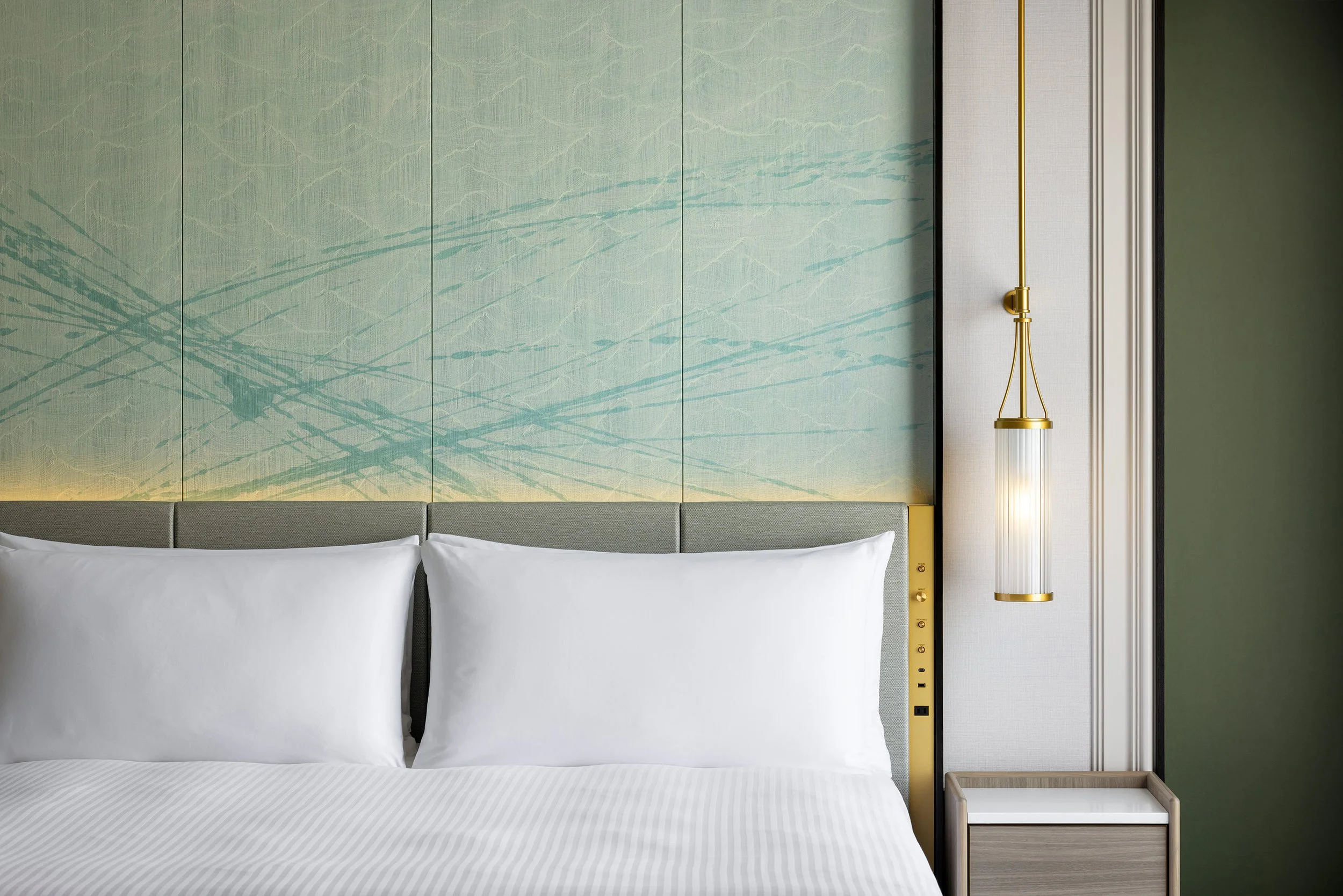 RIHGA Royal Hotel Osaka, Vignette Collection：Photographs-01.jpg